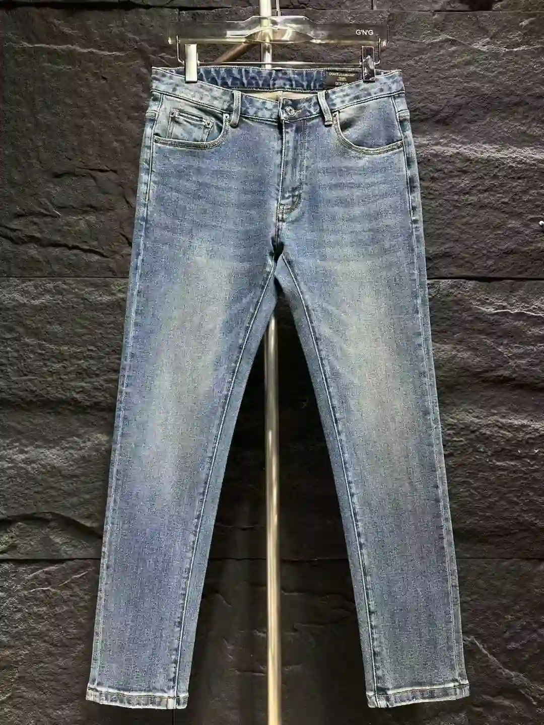 D&G 407__1