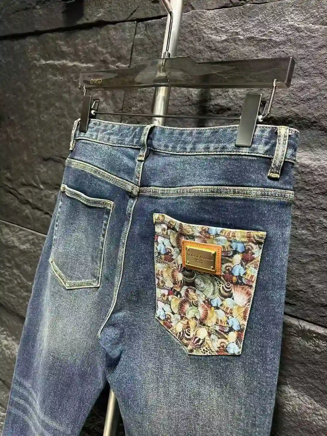 D&G 420__9