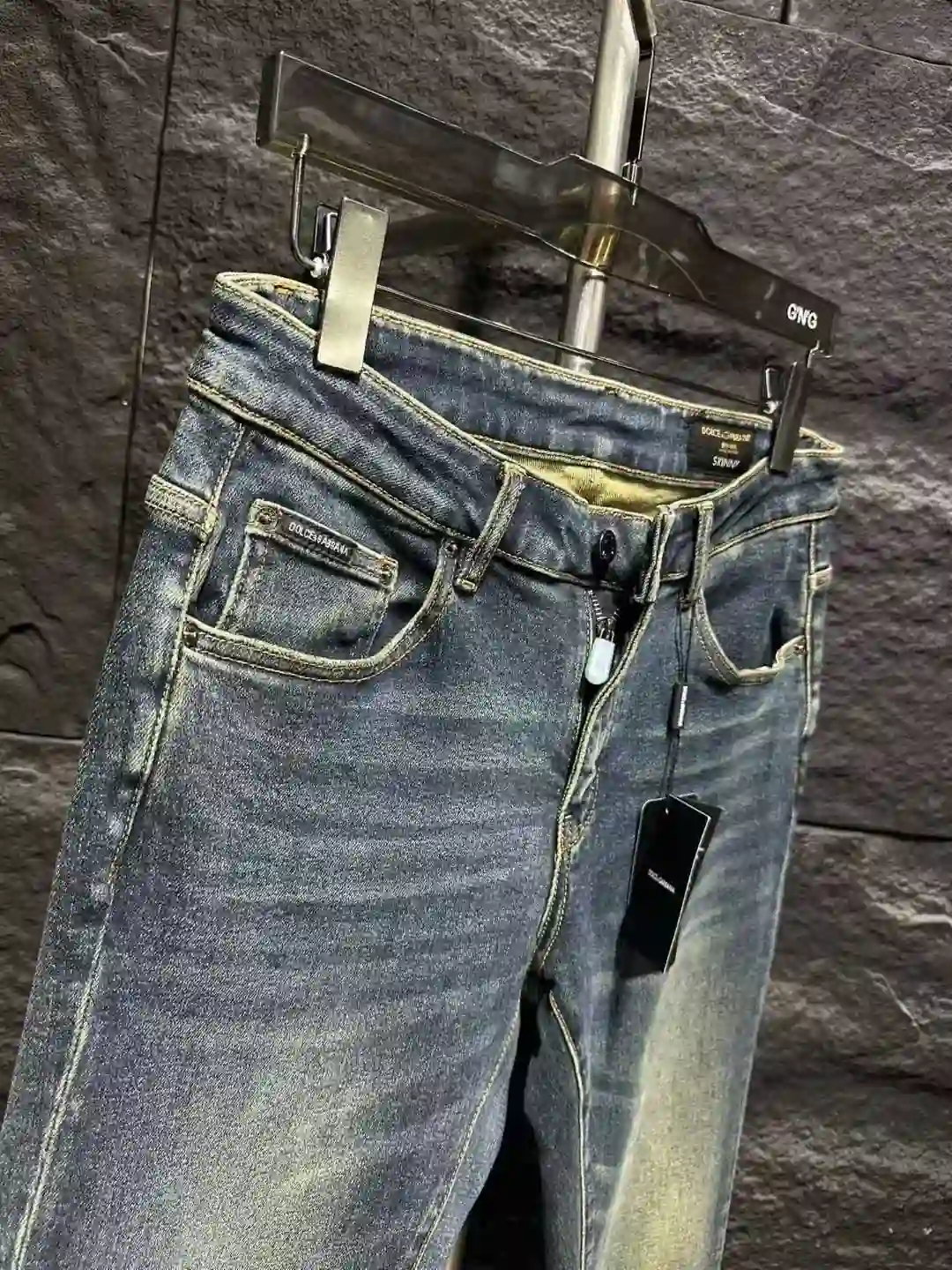 D&G 421__6