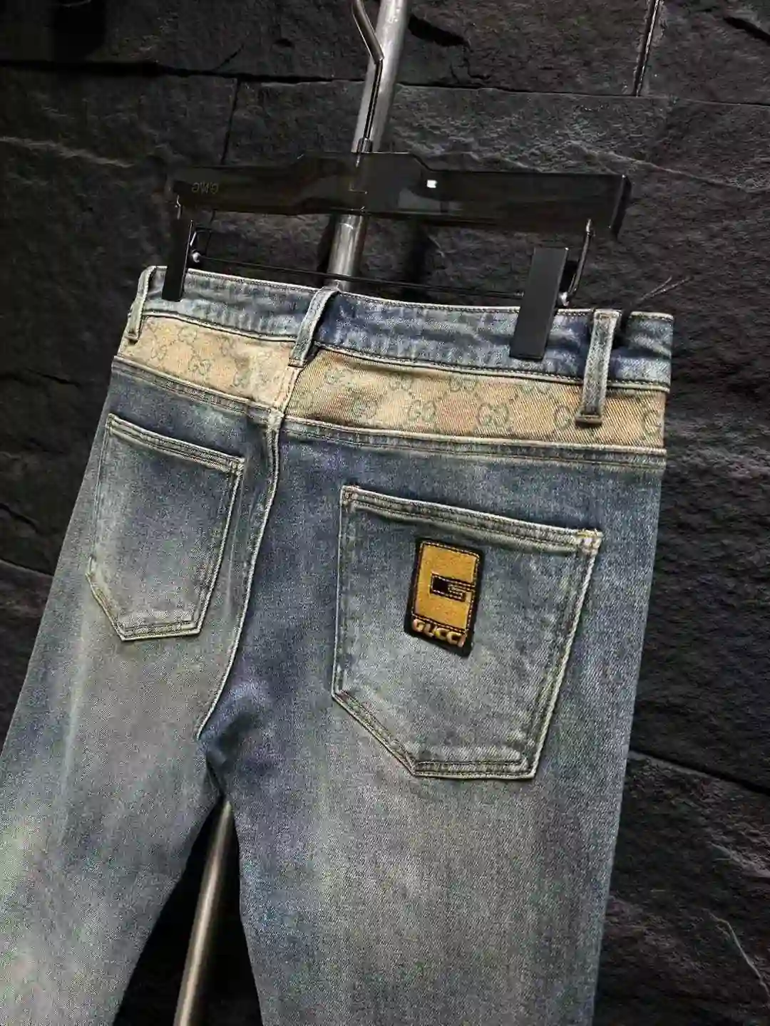 GUCCI 571__8